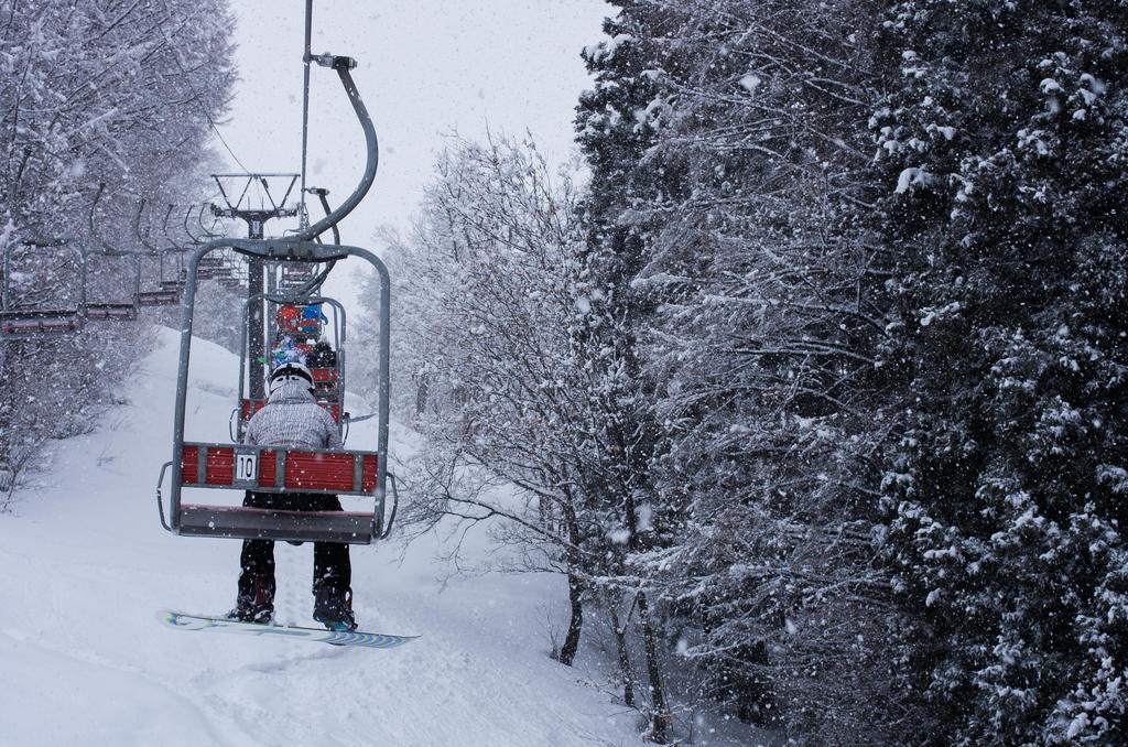 Tanuki Nozawa Hotel Kültér fotó